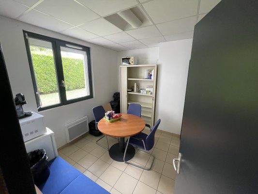 Bureaux 180m² avec vitrine à louer Valenciennes